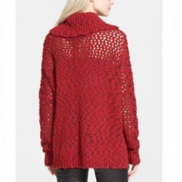 Alice + Olivia Otis Textured Red Chunky Wool Turtleneck Oversized Sweater Size M - Picture 2 of 11